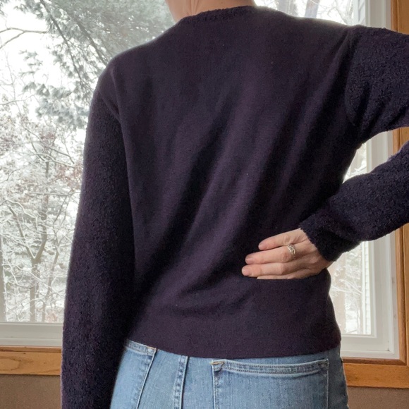 Gorgeous and luxuriously soft 100% Rayon Chenille Women’s Deep Purple Sweater - Picture 4 of 9